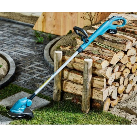 "Makita DUR181Z Electric Grass Trimmer - Powerful 7800 RPM, Lightweight 2.6kg for Effortless Lawn Care"